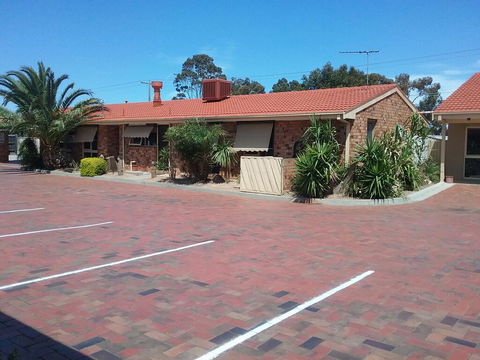 Werribee Park Motor Inn - Darwin Holiday 2