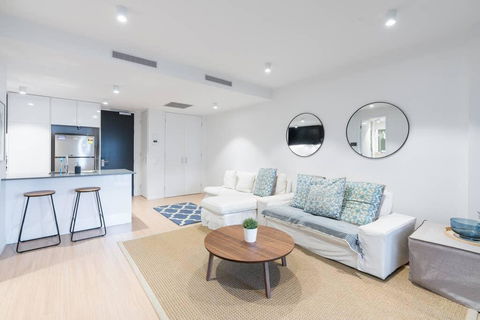 West End Executive Suite, On The Brisbane River. - Darwin Holiday 1