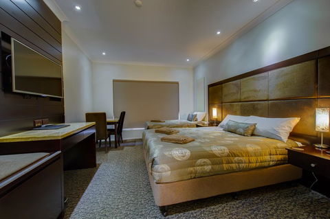 Western Downs Motor Inn - Darwin Holiday 1