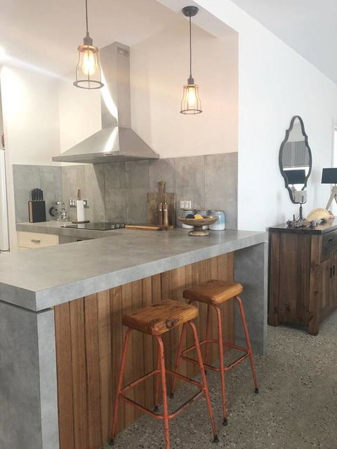 Weston Farm Seaside Stay - Darwin Holiday 3