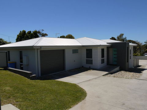 Westwood Villas - Bridport - Darwin Holiday 0