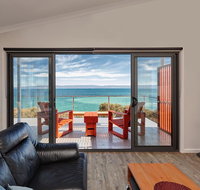 Whale Watcher 1 - Darwin Holiday