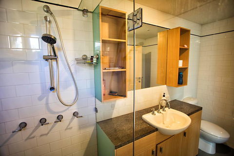 WHARF COTTAGE - Darwin Holiday 3