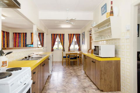Wheelchair Friendly With Water Views - Welsby Pde, Bongaree - Darwin Holiday 2