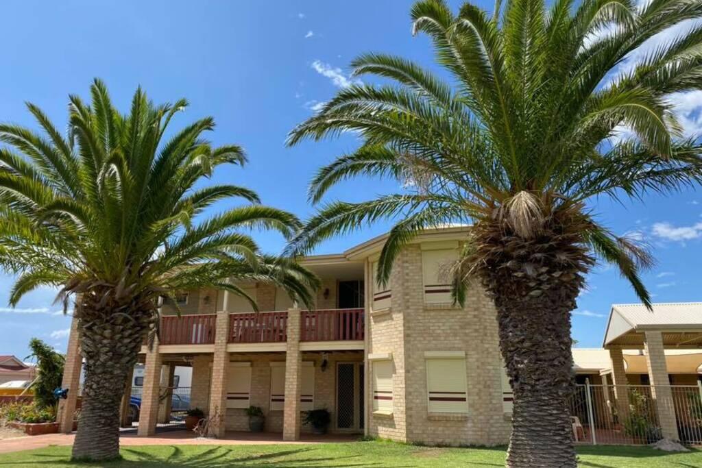 Gingin WA Darwin Holiday