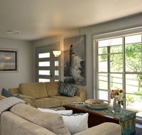 Whispers at Cedar Grove - Darwin Holiday