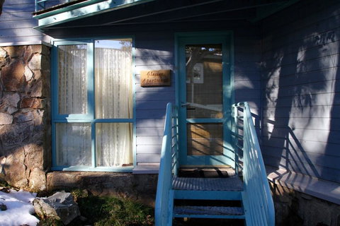 Whistler 8 Glacier - Darwin Holiday 0