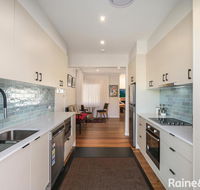 White Beach - 42 Ash Street - Darwin Holiday