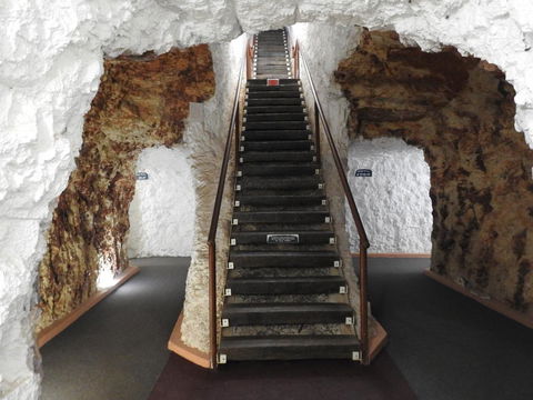 White Cliffs Underground - Darwin Holiday 2