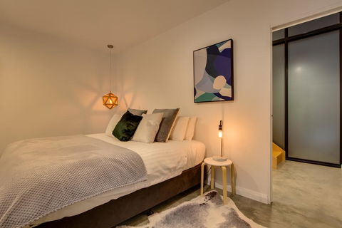 White Room Apartments - Darwin Holiday 1