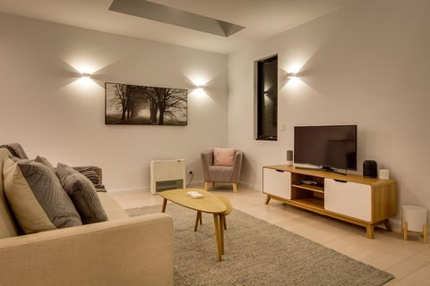 White Room Apartments - Darwin Holiday 2