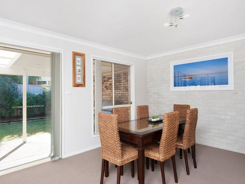 White Sands @ Fingal Bay - Darwin Holiday 2