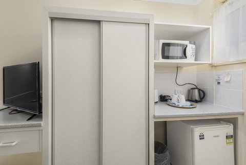 Whiteoaks Motel & Lodges - Darwin Holiday 1