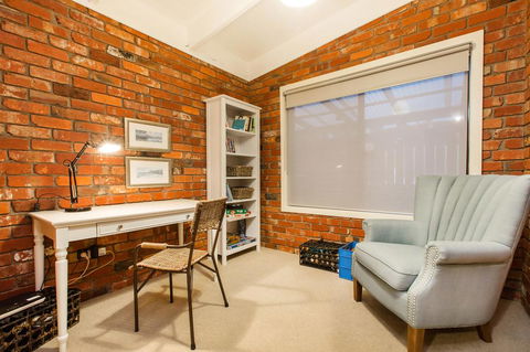 Whitewood Cottage - Secluded Spa - Darwin Holiday 2