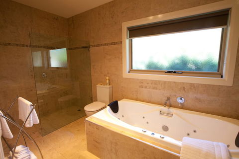 Wild Cattle Creek Estate - Darwin Holiday 3