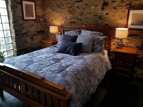 William Hunt's Retreat - Redwood Studio - Darwin Holiday 2