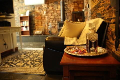 William Hunt's Retreat - Redwood Studio - Darwin Holiday 1