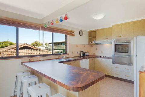 Williams Wonder - Large Beach House - Darwin Holiday 2