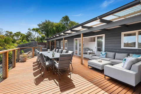 Willowdene With Pool, Spa, Tennis Court And Fireplace - Darwin Holiday 3
