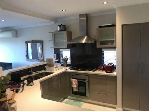 Wilton Place - Darwin Holiday 0