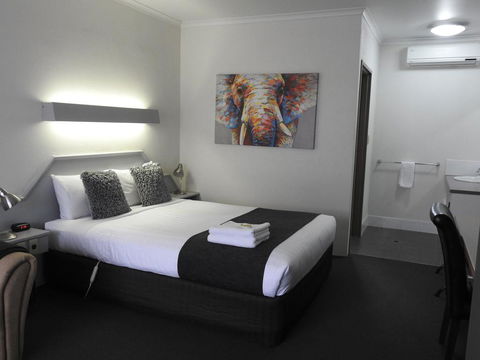 Wine Village Motor Inn - Darwin Holiday 1