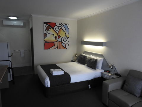 Wine Village Motor Inn - Darwin Holiday 3
