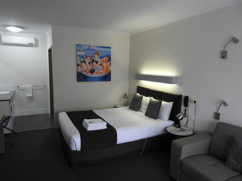 Wine Village Motor Inn - Darwin Holiday 2