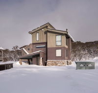 Winterfell - Darwin Holiday