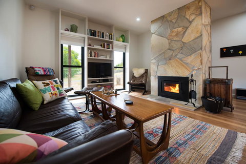 Wombat Hill Lodge - Darwin Holiday 1