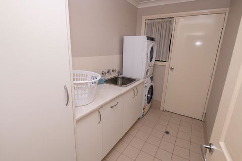 Wonderful Windred Modern, Comfy, Quiet - Darwin Holiday 2