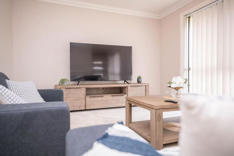Wonderful Windred Modern, Comfy, Quiet - Darwin Holiday 3