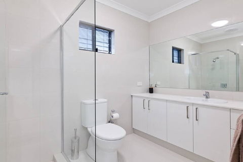 Woodlands - Home With A View - Darwin Holiday 2