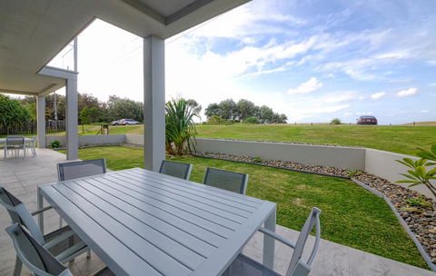 Woolgoolga By The Sea - Darwin Holiday 1