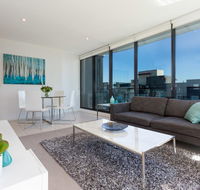 Wyndel Apartments - Southbank Views - Darwin Holiday