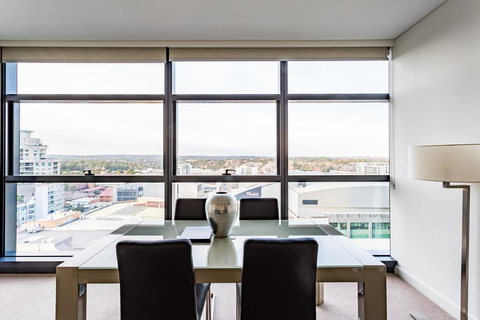 Wyndel Apartments Chatswood - Premium Apartment - Darwin Holiday 3