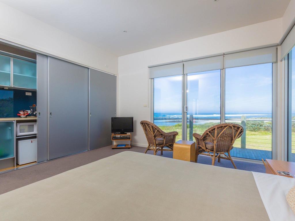Glenormiston North VIC Darwin Holiday