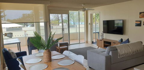 Wyuna Beachfront Holiday Apartments - Darwin Holiday 1
