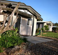 Yabbaloumba Retreat - Darwin Holiday