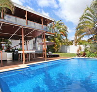 Yakola 62 - Darwin Holiday