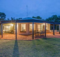 Yallingup Pet Friendly Bush Retreat - Darwin Holiday