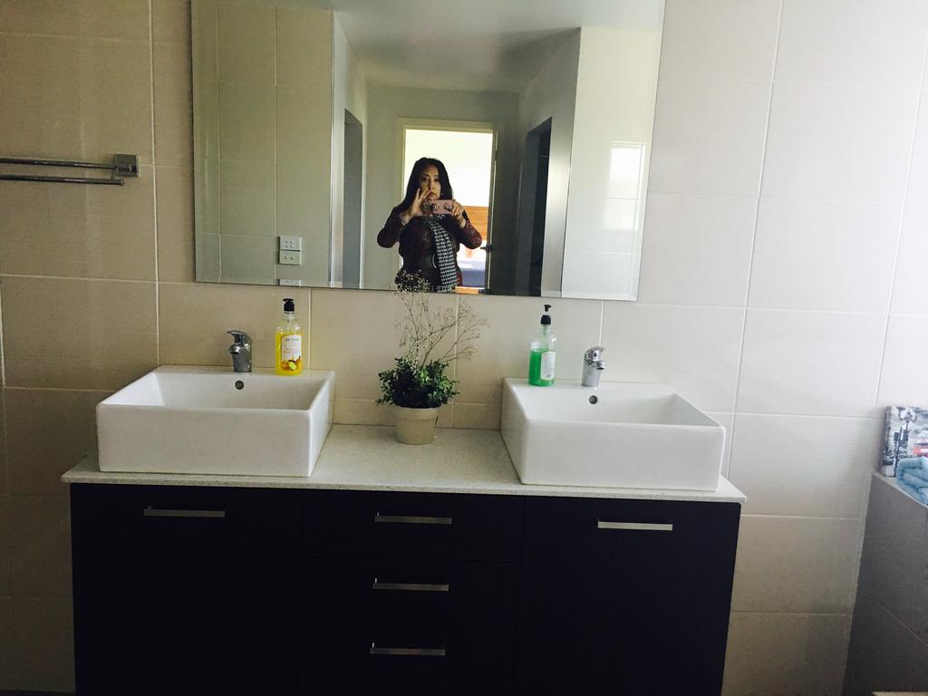 Oaklands Junction VIC Darwin Holiday