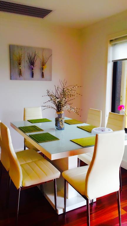 Yes Holiday Home - Darwin Holiday 3