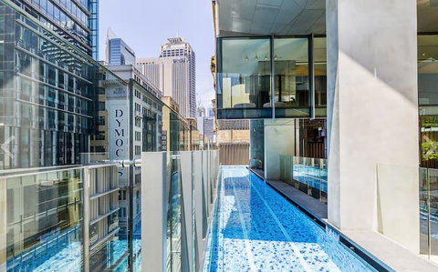 York & George: Sydney CBD - Darwin Holiday 1