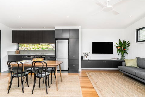 Your Luxury Escape - Carinya Cottages 5 - Darwin Holiday 1