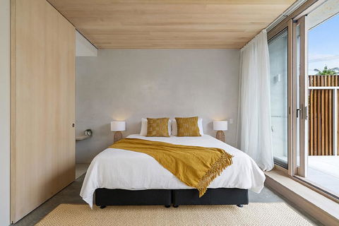 Your Luxury Escape - Driftwood Two At Clarkes Beach - Darwin Holiday 3
