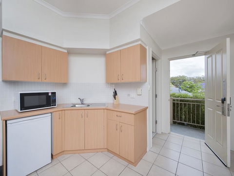 Zenith Studio, Unit 4/10 Messines Street - Darwin Holiday 1