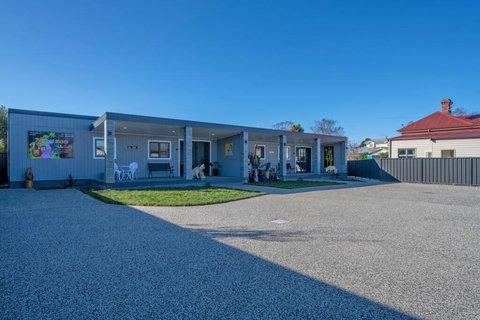 Zoo Villas : Villa Zebra - Central Wynyard - Darwin Holiday 2