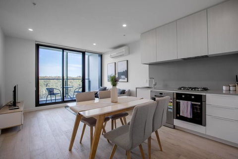 Grey Style, Simple And Cozy Apt@Parkville+Carpark - Darwin Holiday 0