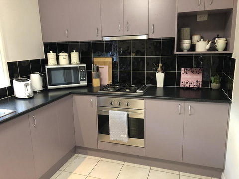 Haven Family& Dog Freindly , Close To Hospital, Airport, Bunnings - Darwin Holiday 2