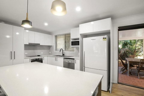 Coongarra Esplanade 41 Lakeshores - Darwin Holiday 0